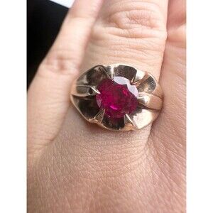 Vintage K&Co 10k yellow gold ruby Ring size 5.25
